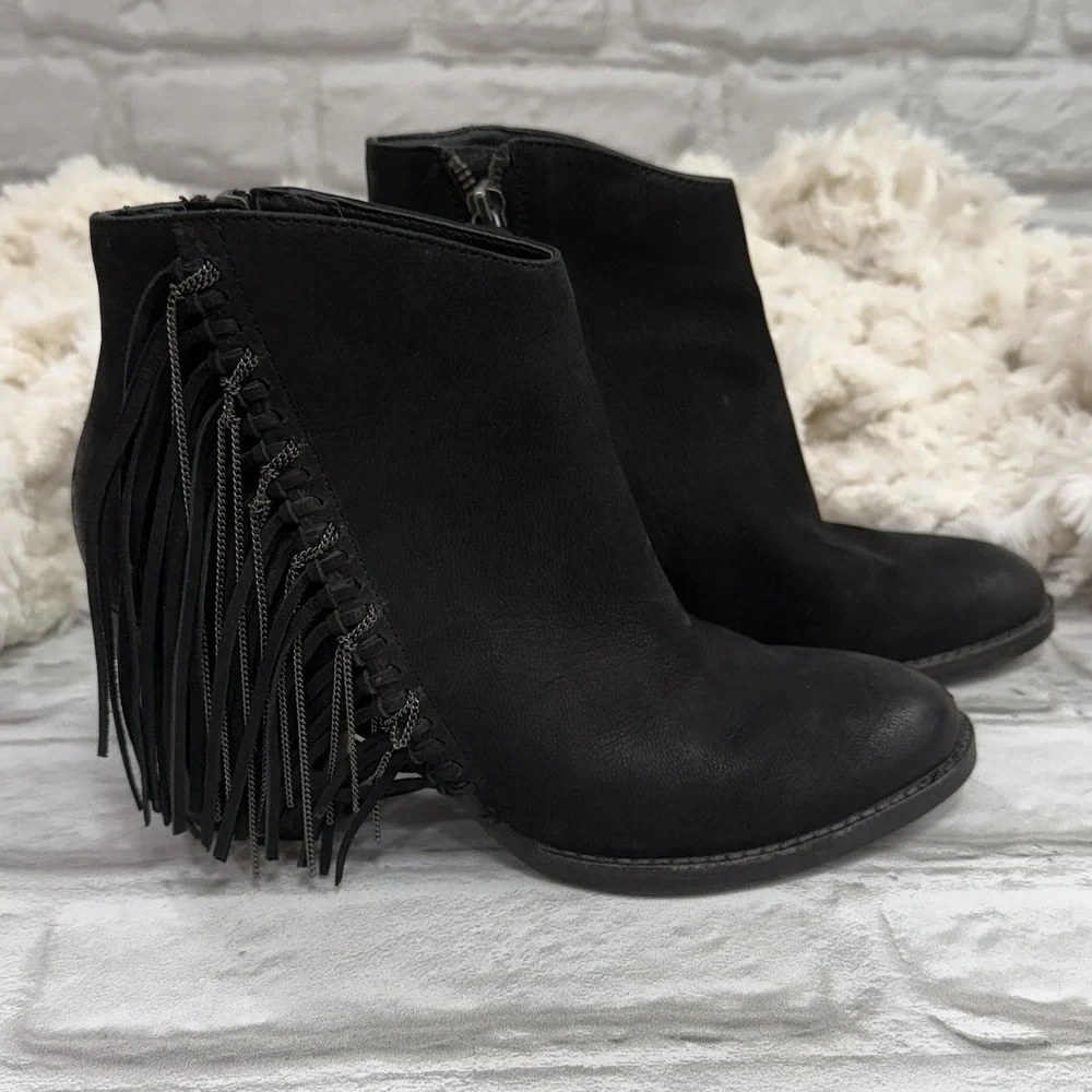 Dolce‎ Vita Ankle Bootie Black Leather Fringe Western Mini Boots Woman's Size 6